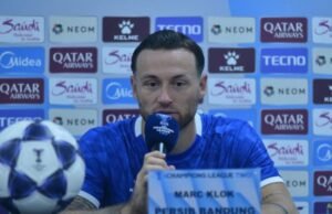 Muitos jogadores e treinadores foram trocados