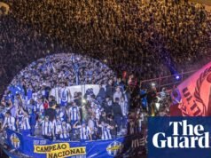 Qual liga de futebol teve o menor número de times terminando com GD positivo? | futebol