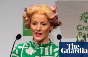 Os Verdes selecionam o ex-candidato a prefeito para concorrer nas eleições suplementares de Gorton e Denton. festa verde