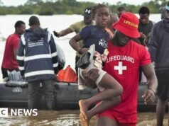‘O pior de que há memória’, dizem socorristas da subida das águas