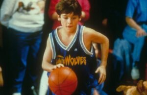 Josh em ‘Air Bud’ ‘Memba Him?!