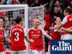 Mead leva o Arsenal à vitória no Chelsea e Bompastor admite que o título da WSL acabou Superliga Feminina
