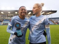 A batalha dos quatro primeiros da WSL foi dividida em duas partes