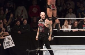 A ex-estrela da WWE Baron Corbin faz sua estreia na AEW