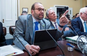 CEOs de seguros de saúde comparecerão perante o comitê da Câmara sobre aumentos de prêmios