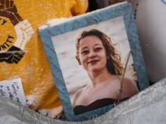 Renee Goode levou um tiro na cabeça, sua família realizou uma autópsia