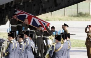 Trump elogiou as tropas do Reino Unido após reação aos comentários da linha de frente da OTAN