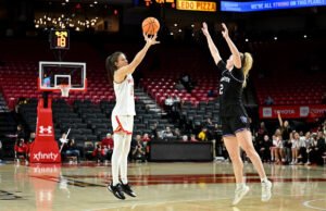Antevisão do 16º lugar do basquete feminino de Maryland x Oregon
