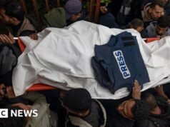 Três jornalistas mortos em ataque israelense em Gaza, dizem os socorristas
