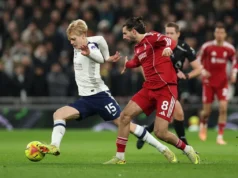 Frank lamenta a maldição das lesões do Tottenham quando Bergvall se junta aos ausentes