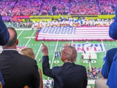 O presidente Trump disse ao New York Post que não comparecerá ao Super Bowl porque é “muito longe”