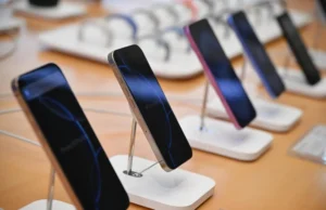 Espera-se que as vendas de smartphones e PCs diminuam devido ao aumento dos preços dos chips de memória.