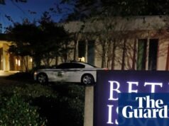 Suspeito de incêndio criminoso preso após incêndio na histórica sinagoga do Mississippi. Mississipi