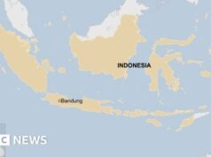 Deslizamento de terra em Java Ocidental, na Indonésia, mata sete e dezenas de desaparecidos