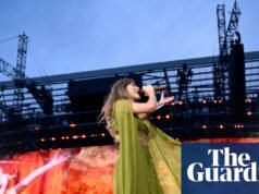 O Liverpool sobe na lista dos mais ricos do futebol, mas sai dos quatro primeiros colocados da Premier League. financiar