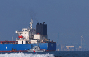 Suspeito capitão de navio-tanque russo sob custódia francesa