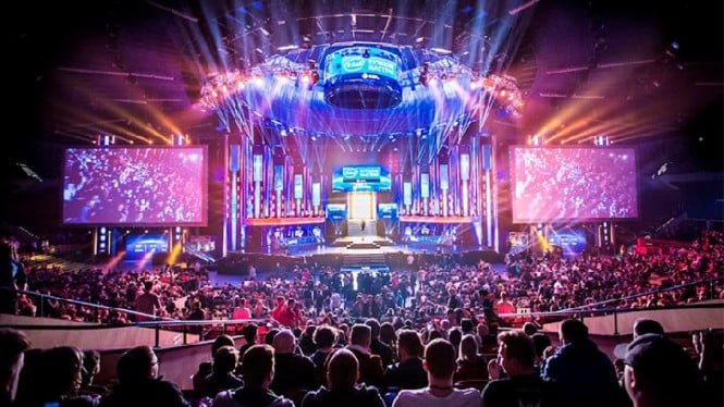 62b9dfc2470ac-ilustrasi-esports_665_374.jpg
