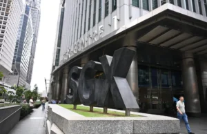 As ações de Cingapura terminaram quase estáveis antes do Ano Novo Lunar. STI avança 0,02%