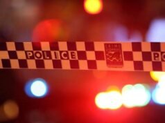 Idoso é preso após mulher morrer na casa de Vollert em Melbourne