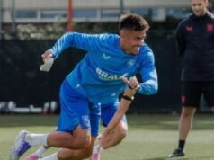 Mies Hilgers não é mais teimoso, o FC Twente aguarda a decisão final