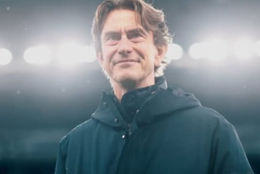 Apoiadores do Spurs pedem que Thomas Frank renuncie, pois ‘o Tottenham nunca vencerá’