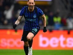 Drama de 4 gols, Inter de Milão continua na liderança após empate com o Nápoles