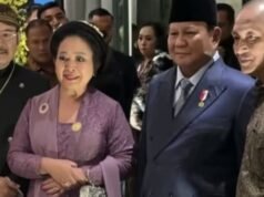 Participando do casamento do filho de Tommy Soeharto, momento com Prabowo e Titiek Soeharto chama atenção
