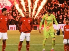 Arsenal x Manchester United está em andamento! Em qual TV isso está passando?