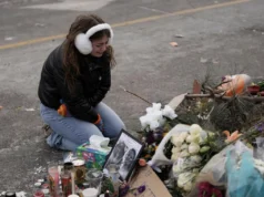 Autoridades federais buscam a verdade por trás do tiroteio em Minneapolis, apesar das evidências em vídeo