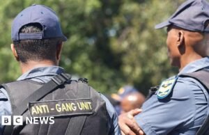 Feroze Chachalia disse que a polícia não conseguiu derrotar os gangsters