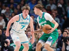 Cooper Flagg marcou 49 pontos no reencontro de Duke com Kon Knueppel, o maior número já feito por um adolescente da NBA.