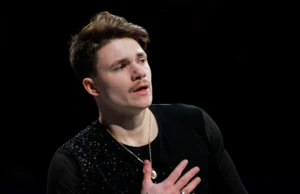 ‘Somos uma família’: patinadores norte-americanos se unem em luto à medida que o aniversário do acidente se aproxima