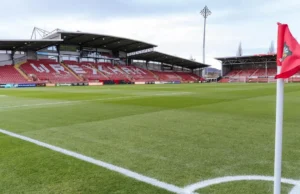 Wrexham, clube de futebol de Ryan Reynolds, empatado devido ao colapso da corretora britânica Argentex