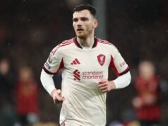 Liverpool manterá Andy Robertson apesar do interesse do Tottenham