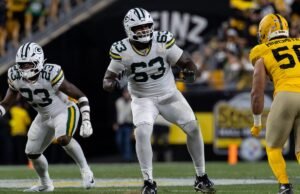 O atacante ofensivo dos Packers, Rasheed Walker, é preso no aeroporto de LaGuardia sob acusação de porte de arma