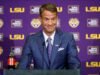 Depois de uma longa busca na LSU, Lane Kiffin consegue a primeira transferência QB