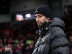 Ruben Amorim dá informações sobre lesões do Man United sobre Bruno Fernandes e Mason Mount