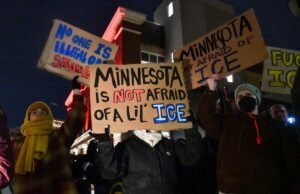 Nick Sortor esteve envolvido em confrontos violentos com manifestantes anti-ICE