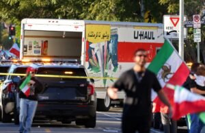 Polícia prende motorista de U-Haul em protestos no Irã na Califórnia
