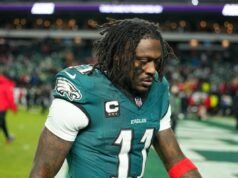 Eagles WR AJ Brown enfrenta possível punição da NFL por decisão pós-jogo