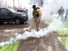 DHS responde ao vídeo da patrulha de fronteira jogando gás verde em Minneapolis