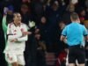 O capitão do Liverpool, Virgil van Dijk, fica furioso ao arbitrar a vitória do Bournemouth no último suspiro