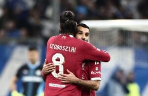 Mohamed Salah está de volta às sombras enquanto o Liverpool definha na Liga dos Campeões