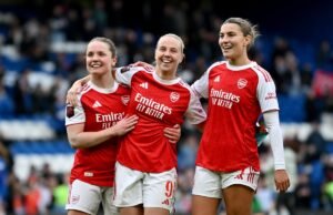 Derrota do Arsenal acaba com as esperanças do Chelsea de conquistar o sétimo título consecutivo da WSL