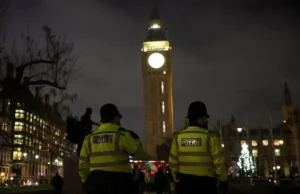 O chefe da polícia do Reino Unido diz que Londres agora está mais segura, apesar dos comentários de Trump e outros sobre a onda de crimes