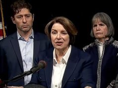 Prefeito de Minneapolis, Klobuchar, exige saída do ICE após outro tiroteio mortal