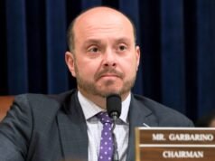 O deputado Garbarino renova pedido de audiência de supervisão do DHS após tiroteio em Minneapolis