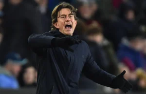 O técnico do Tottenham, Frank, enfrenta ainda mais raiva dos fãs após empate contra Burnley