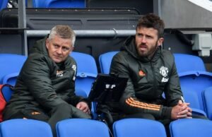 Man United avança em busca de um novo técnico com a seleção de Solskjaer x Carrick