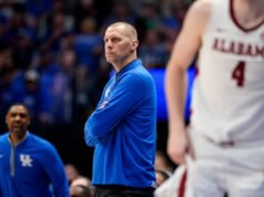 Mark Pope, do Kentucky, implora por ‘bom senso’ após veredicto de Charles Bediaco